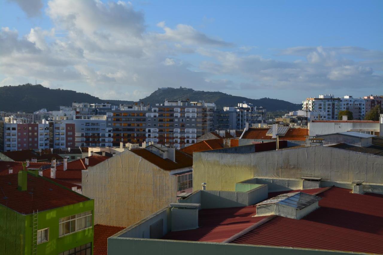 M&H Loft - Apartamento T2 Em Setubal Exterior photo