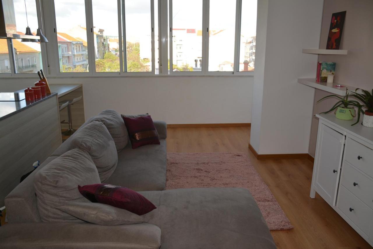 M&H Loft - Apartamento T2 Em Setubal Exterior photo