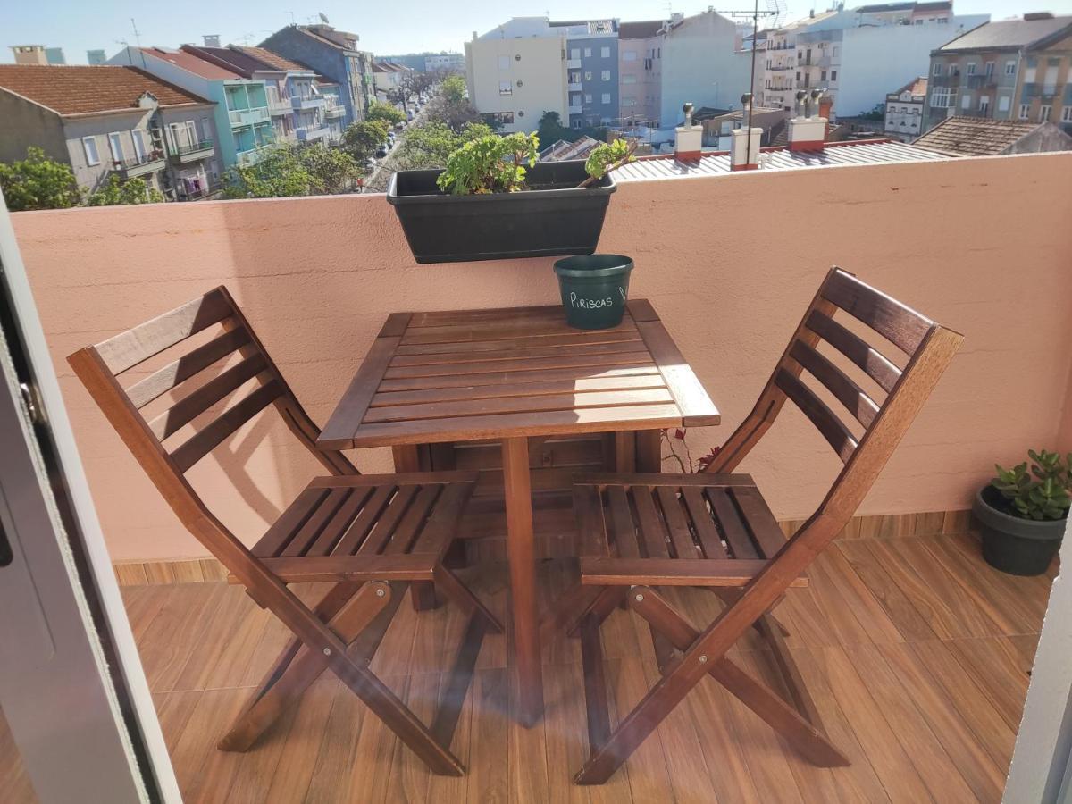 M&H Loft - Apartamento T2 Em Setubal Exterior photo